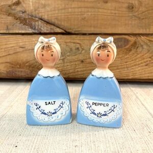 Vintage salt pepper shakers Davar 1966 merry maids ceramic